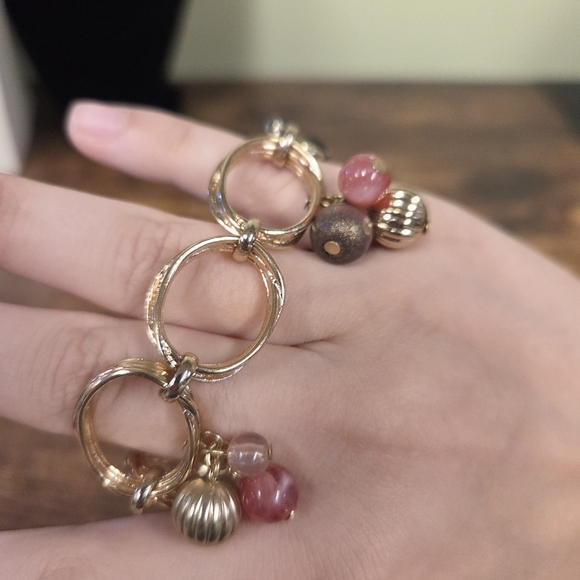 🆕️Goldtone Beaded Bracelet Set of 4 - Picture 3 of 4